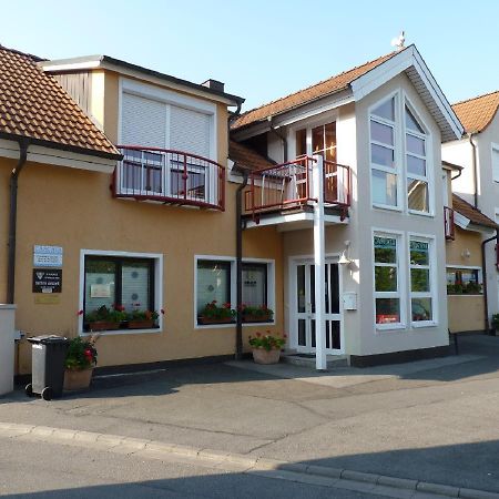 Ferienwohnungen An Der Obermaintherme Bad Staffelstein Exteriör bild